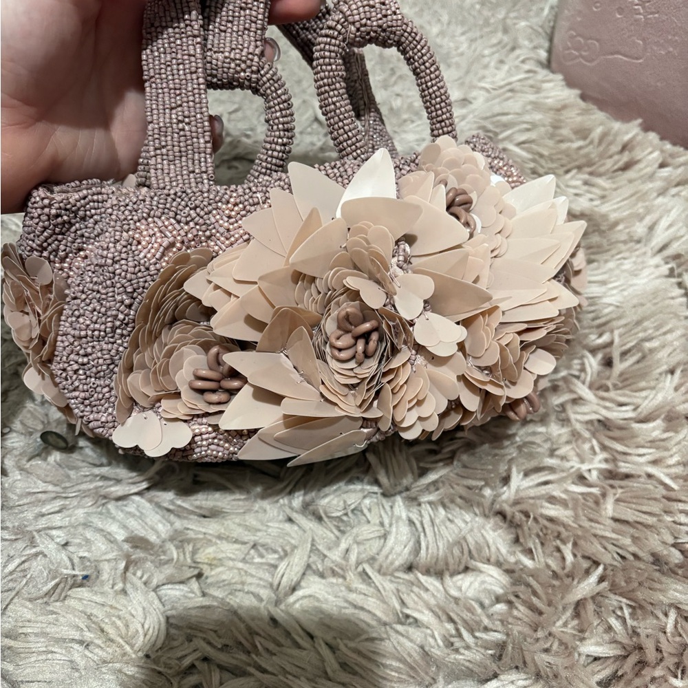 Floral Appliqué Beaded Wristlet Clutch in Blush Pink